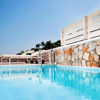 https://gotexarkana.com/wp-content/uploads/2017/08/hotel-05-2-320x320.jpg